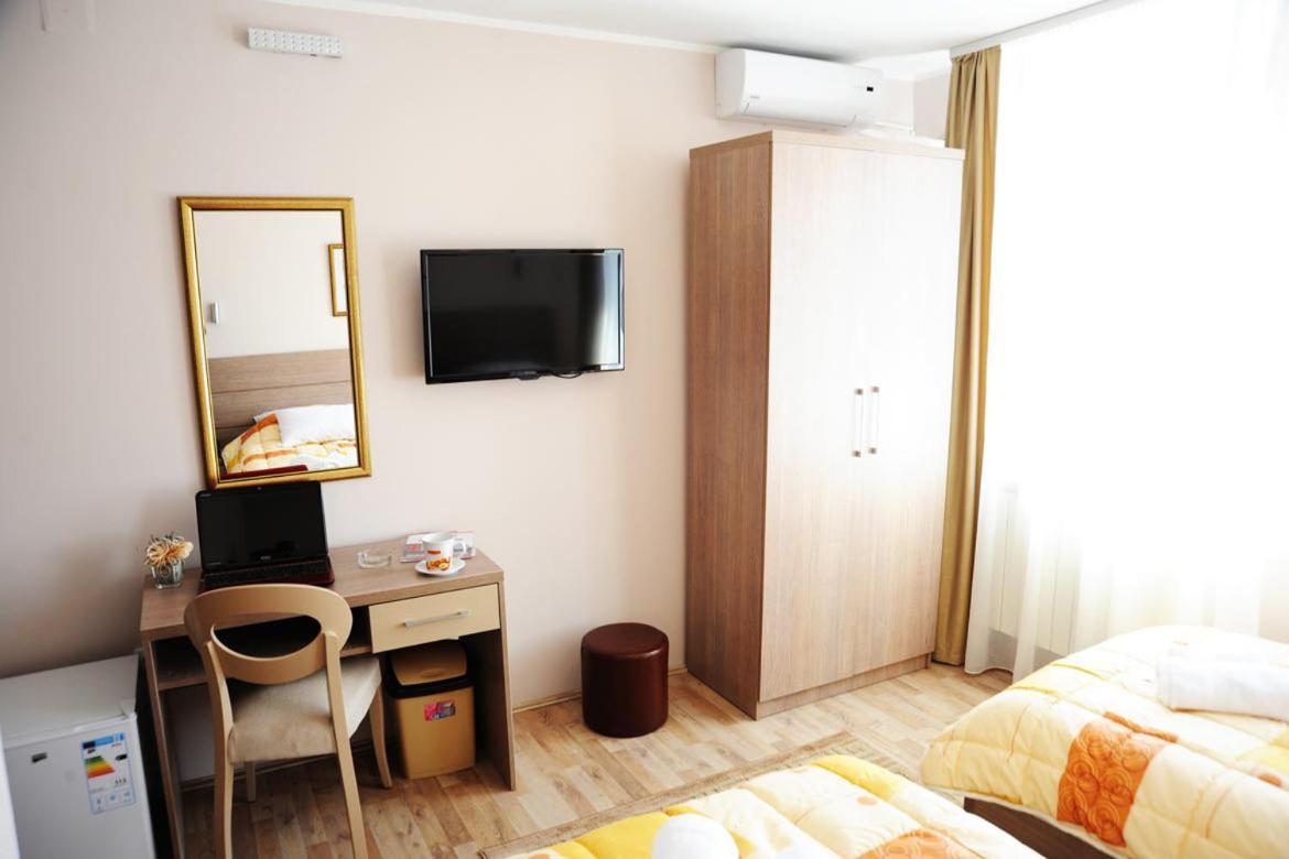 Ni Garni Hotel Crystal Ice חדר תמונה